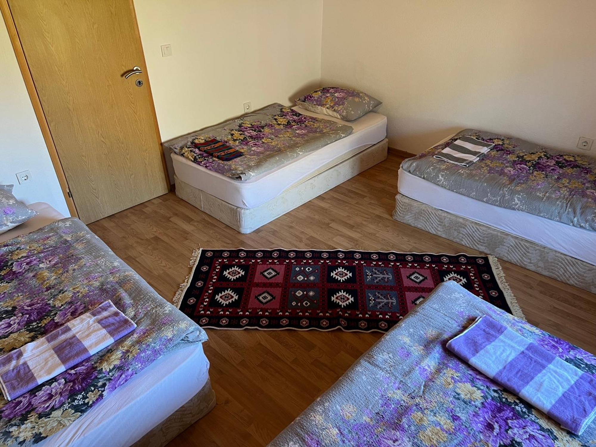Kod Kapetana Tea Bed & Breakfast Gornji Lukomir Dış mekan fotoğraf