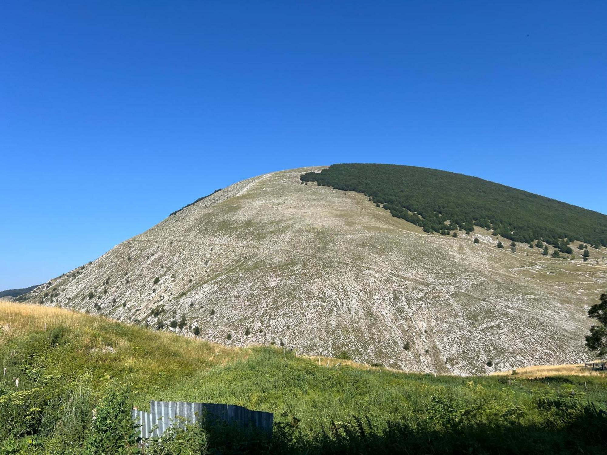 Kod Kapetana Tea Bed & Breakfast Gornji Lukomir Dış mekan fotoğraf