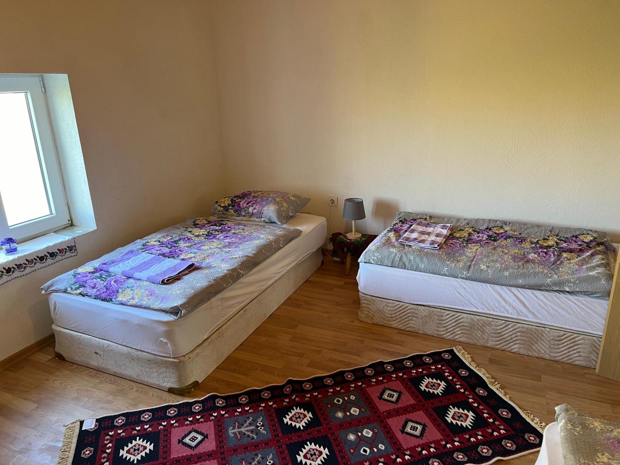 Kod Kapetana Tea Bed & Breakfast Gornji Lukomir Dış mekan fotoğraf